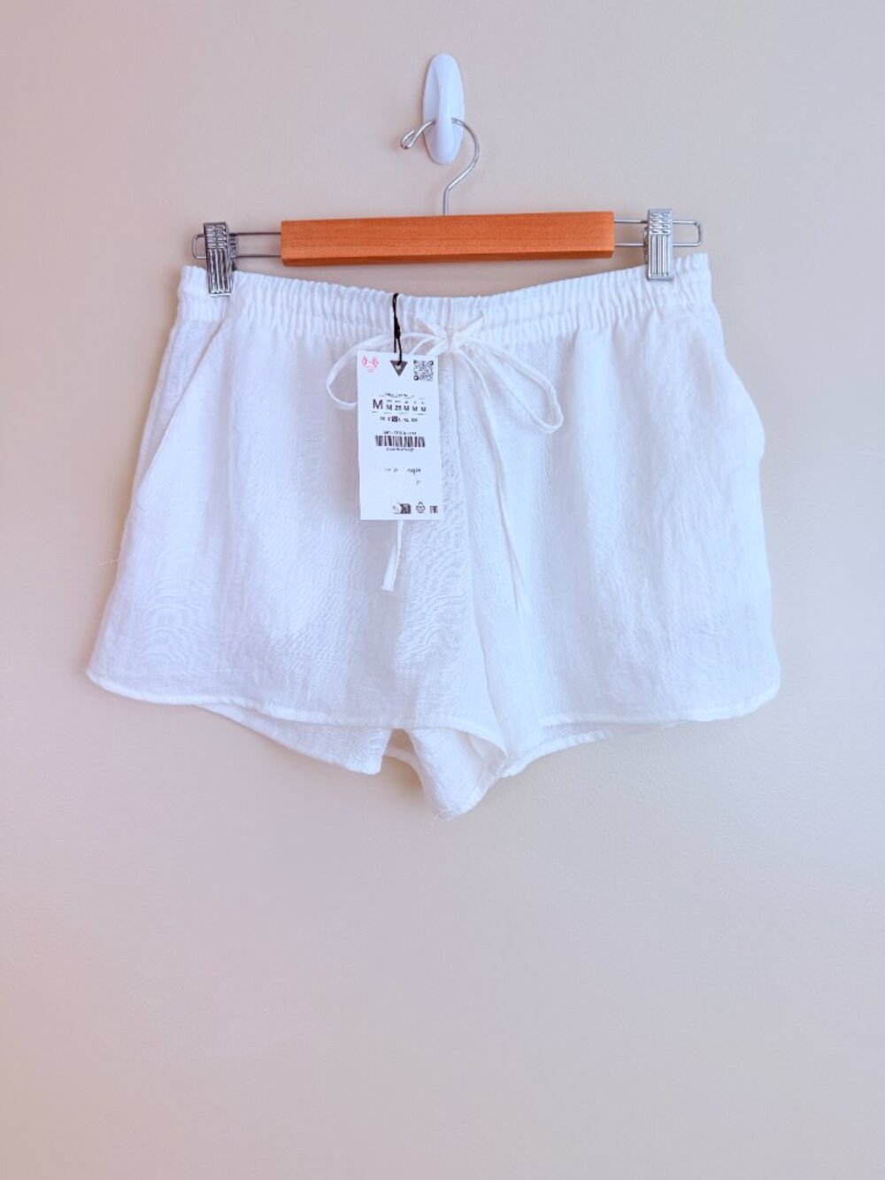 NWT Zara Textured Drawstring Shorts Size Medium